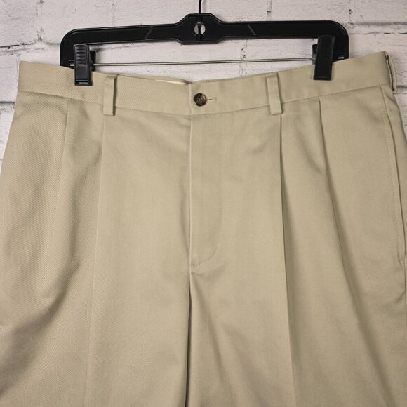 MENS BROOKS BROTHERS 346 ADVANTAGE SHORTS KHAKI SIZE 35 EUC - Picture 3 of 6